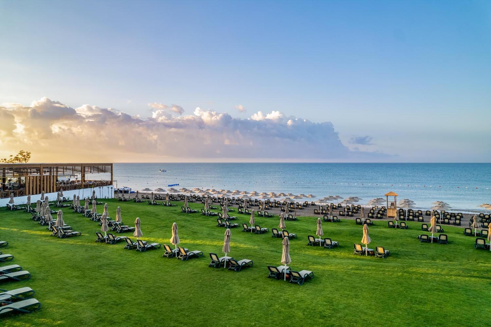 Отель Rixos Park Belek - The Land Of Legends Access Экстерьер фото